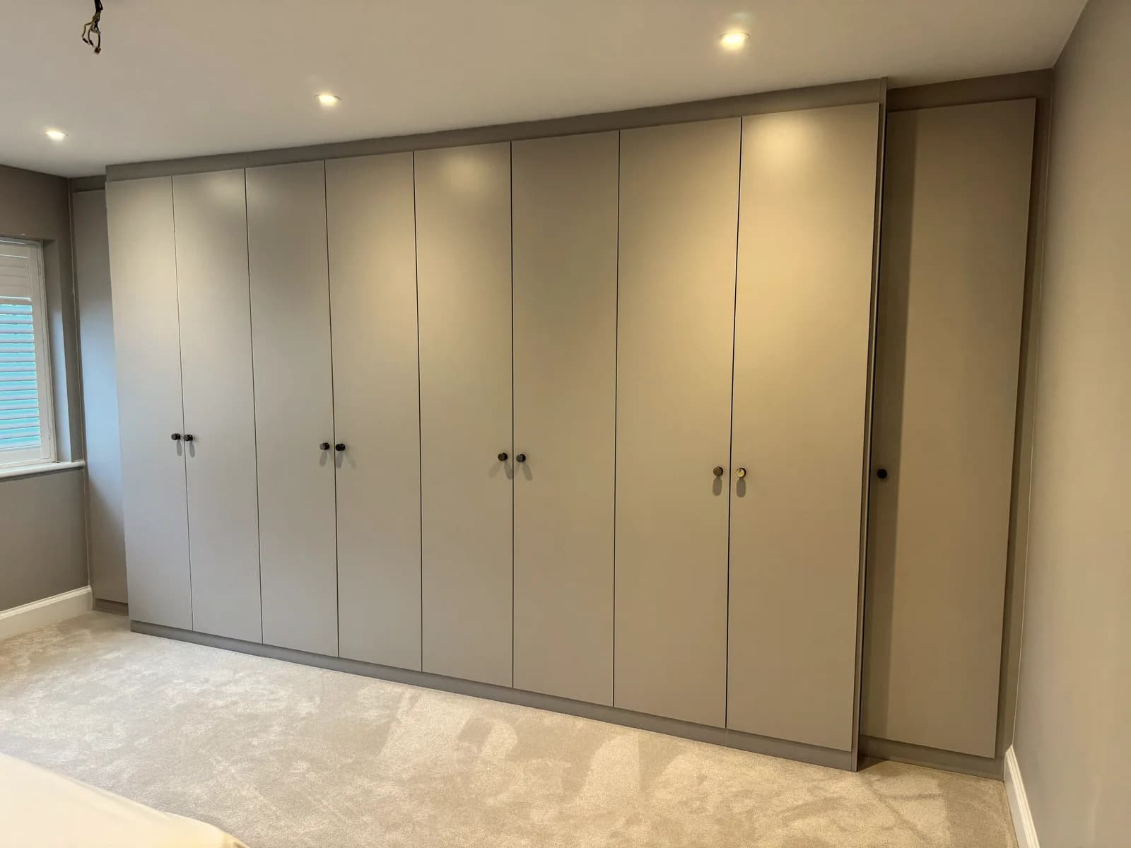 Wardrobe Vintage workshop — handcrafting fitted furniture