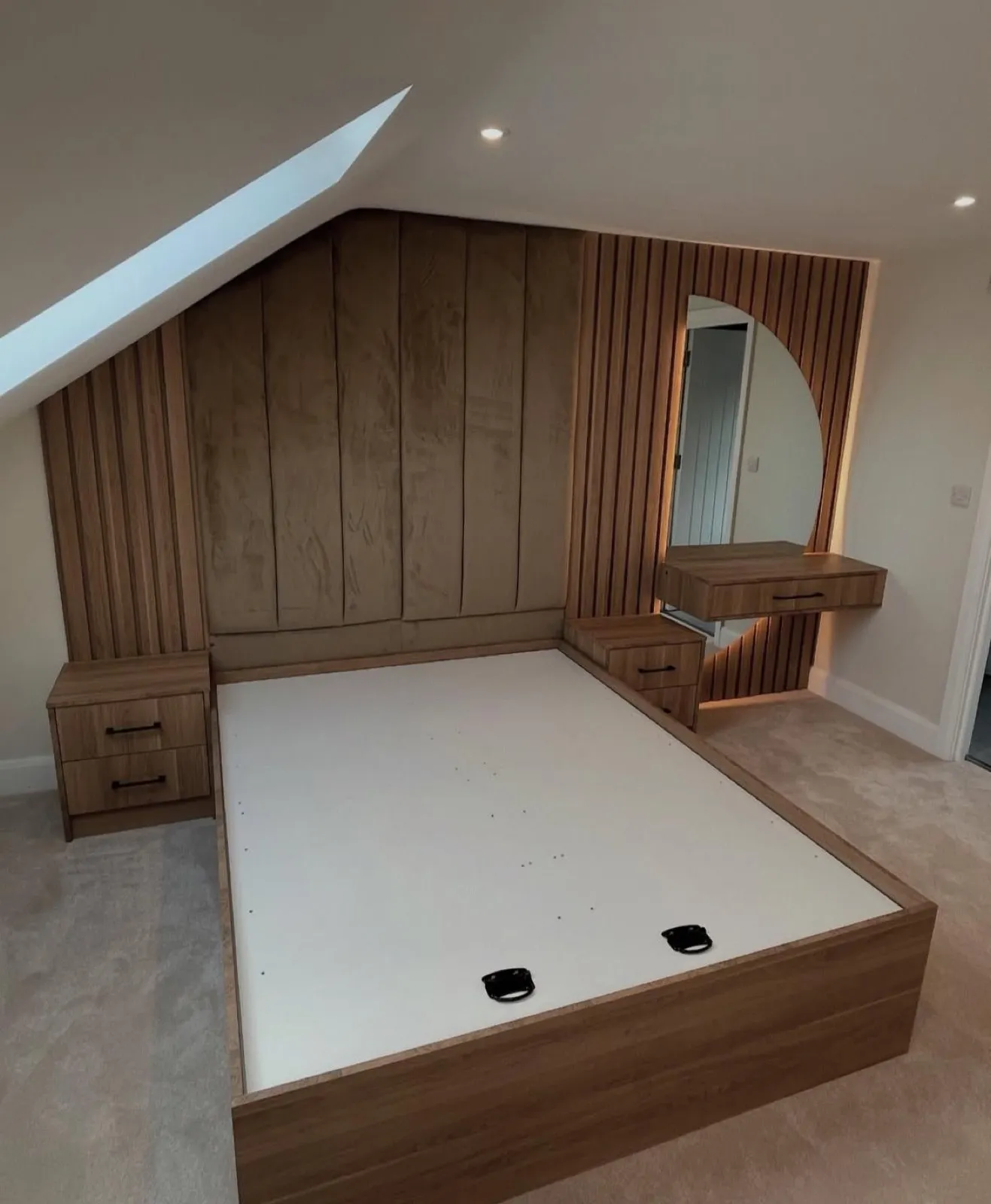 Gallery of completed wardrobe and fitted furniture projects